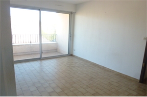 t3 à la location -   34300  AGDE, surface 45 m2 location t3 - UBI445355021